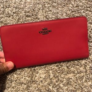 EUC /NWOT Coach Wallet
